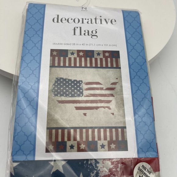 2 DECORATIVE FLAGS LARGE SIZE 28 X40 DOUBLE SIDED - Picture 6 of 14